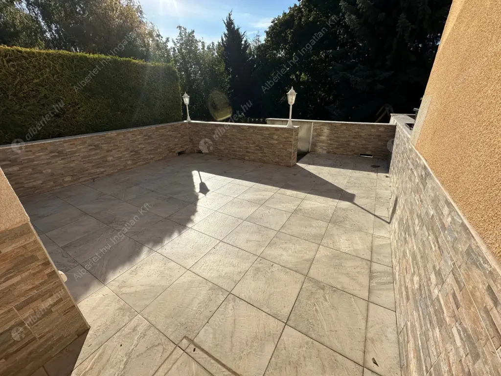 Kiadó albérlet 962000 Ft/hó áron: Budapest, II. kerület  Zöldkő utca. Mérete: 230 nm, 4 szobás | Alberlet.hu - 6567867