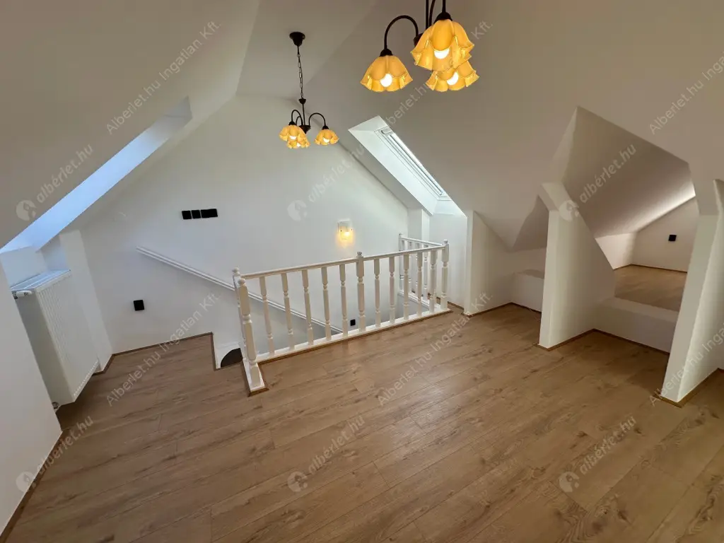 Kiadó albérlet 962000 Ft/hó áron: Budapest, II. kerület  Zöldkő utca. Mérete: 230 nm, 4 szobás | Alberlet.hu - 6567878