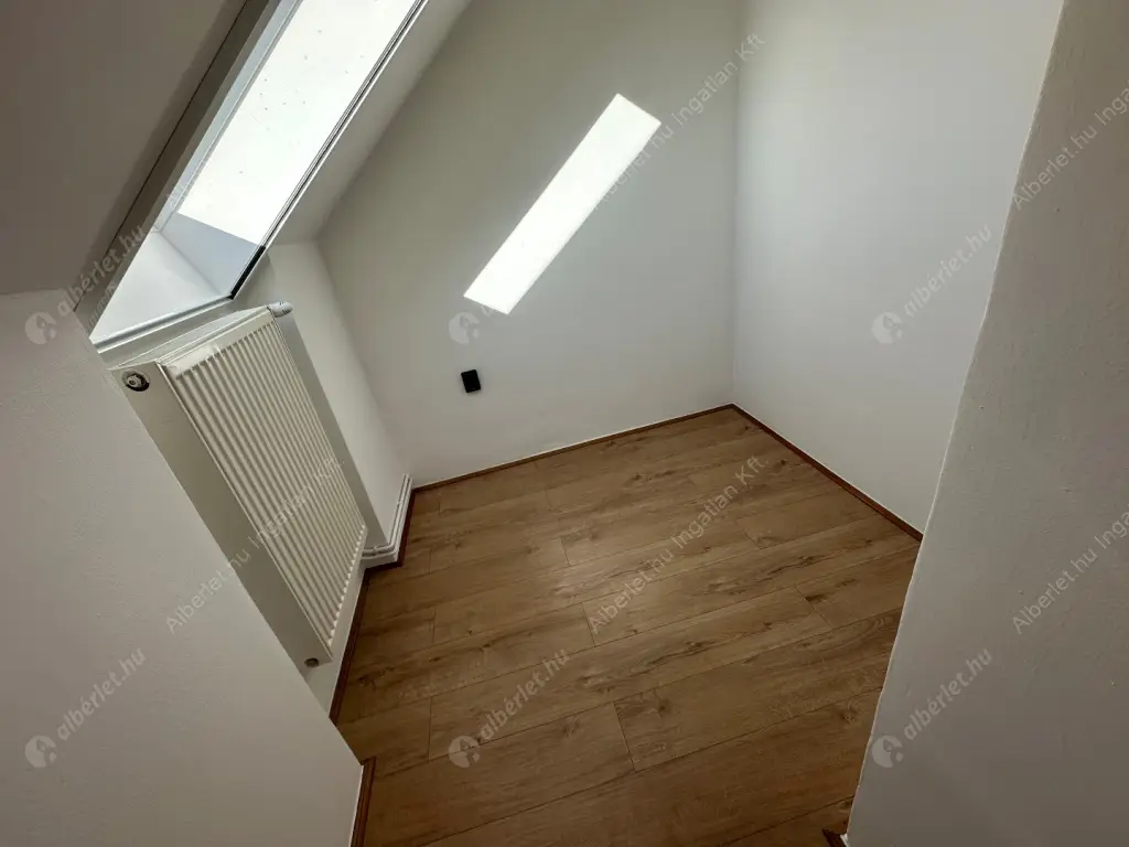 Kiadó albérlet 962000 Ft/hó áron: Budapest, II. kerület  Zöldkő utca. Mérete: 230 nm, 4 szobás | Alberlet.hu - 6567879