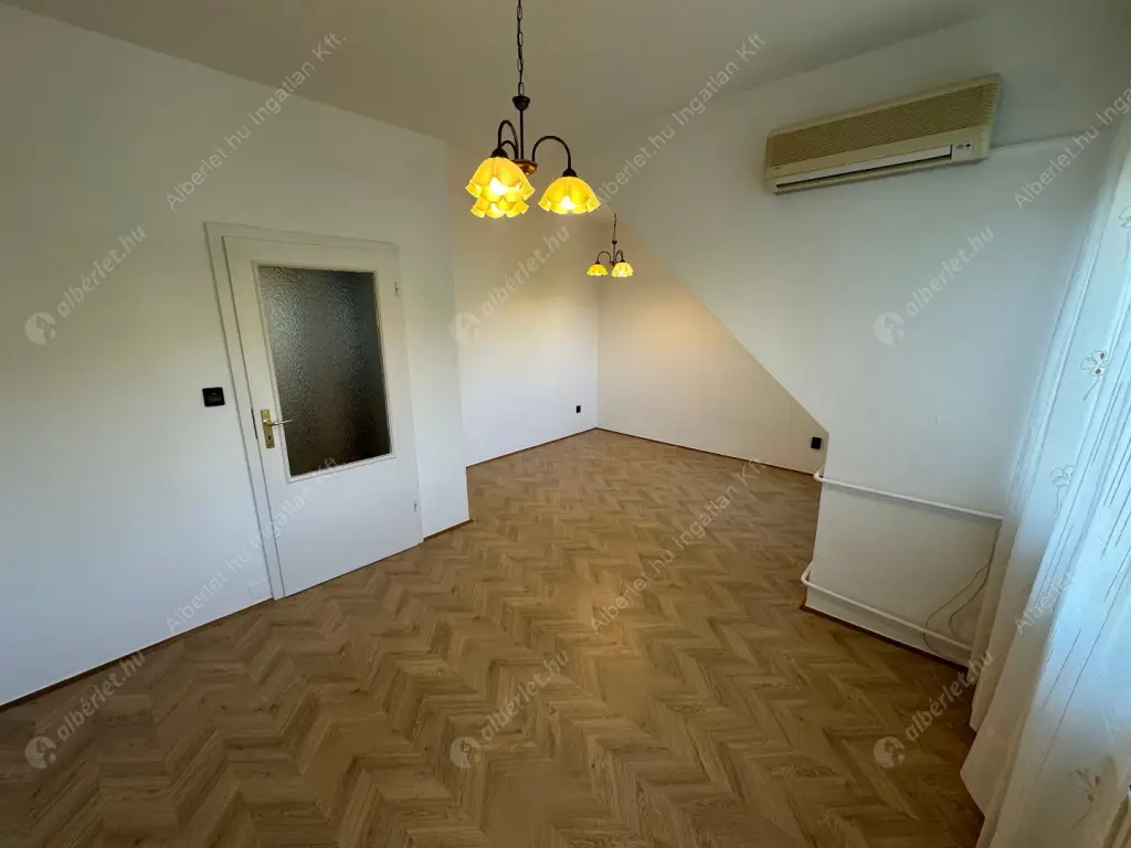 Kiadó albérlet 962000 Ft/hó áron: Budapest, II. kerület  Zöldkő utca. Mérete: 230 nm, 4 szobás | Alberlet.hu - 6567883