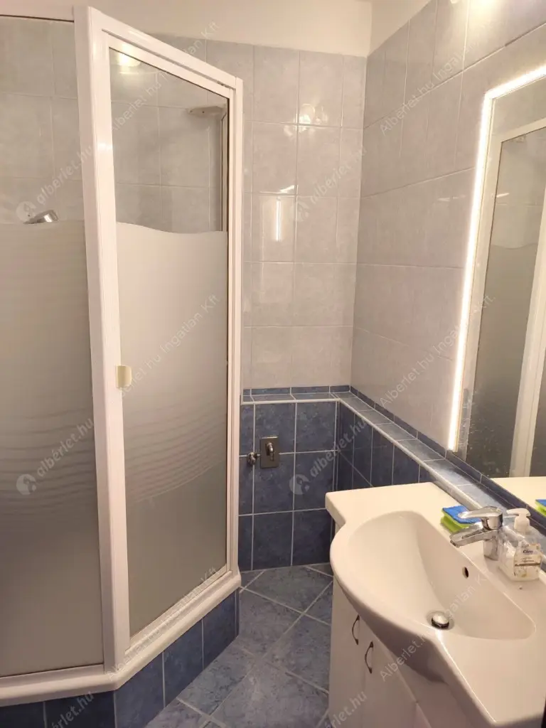 Kiadó albérlet 350000 Ft/hó áron: Budapest, II. kerület  Zöldlomb utca. Mérete: 60 nm, 3 szobás | Alberlet.hu - 6565769