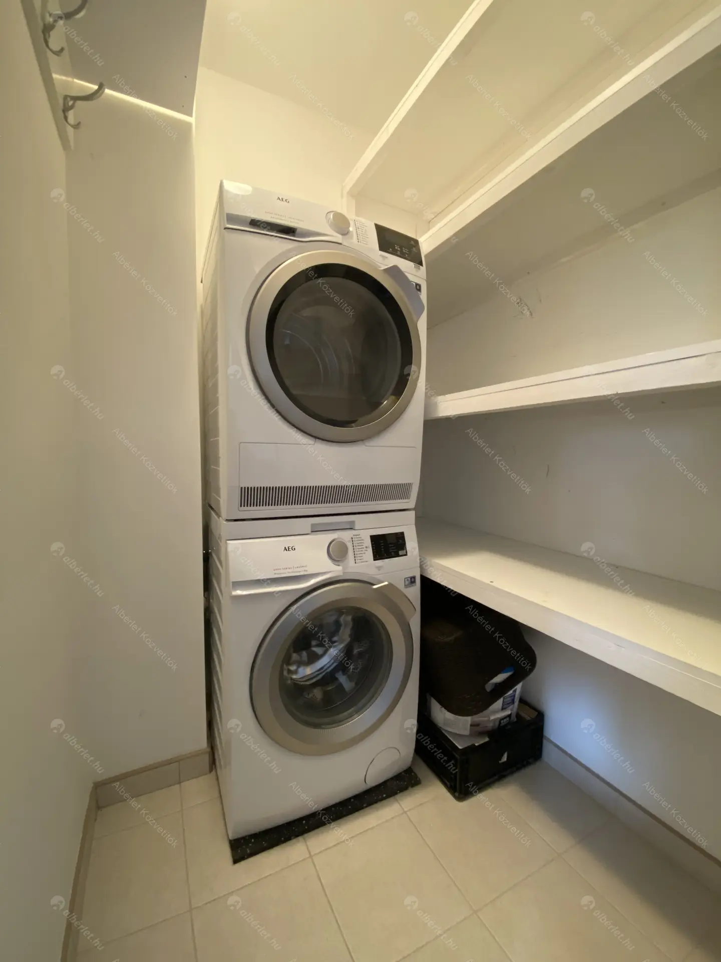 Kiadó albérlet 240000 Ft/hó áron: Budapest, III. kerület  Ágoston utca. Mérete: 66 nm, 3 szobás | Alberlet.hu - 6009339