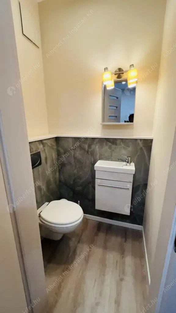 Kiadó albérlet 450000 Ft/hó áron: Budapest, III. kerület  Almási Balogh Lóránd utca. Mérete: 80 nm, 3 szobás | Alberlet.hu - 6595604