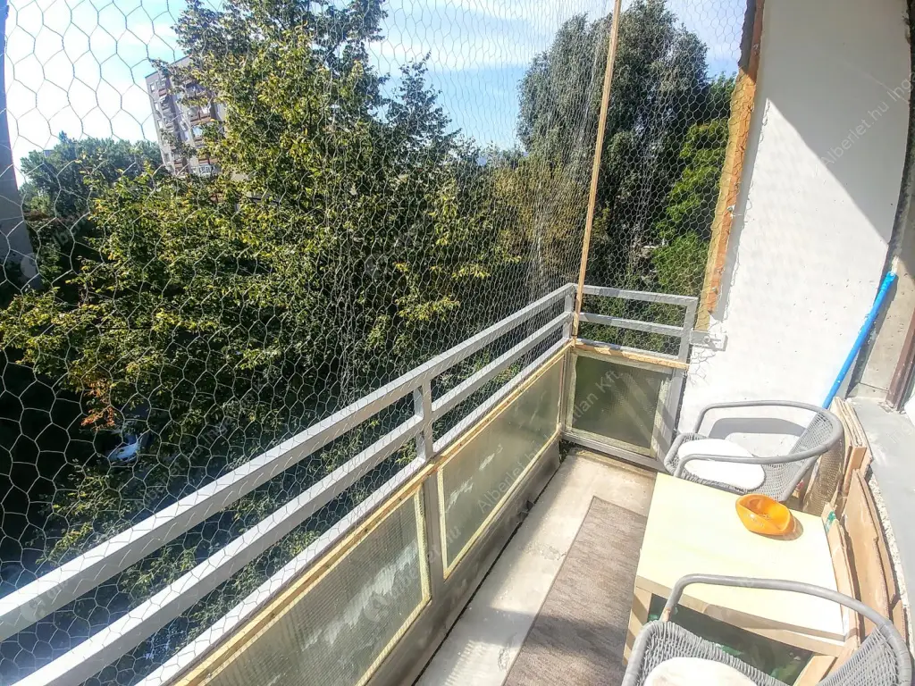 Kiadó albérlet 180000 Ft/hó áron: Budapest, III. kerület  Amfiteátrum utca. Mérete: 28 nm, 1 szobás | Alberlet.hu - 6082914