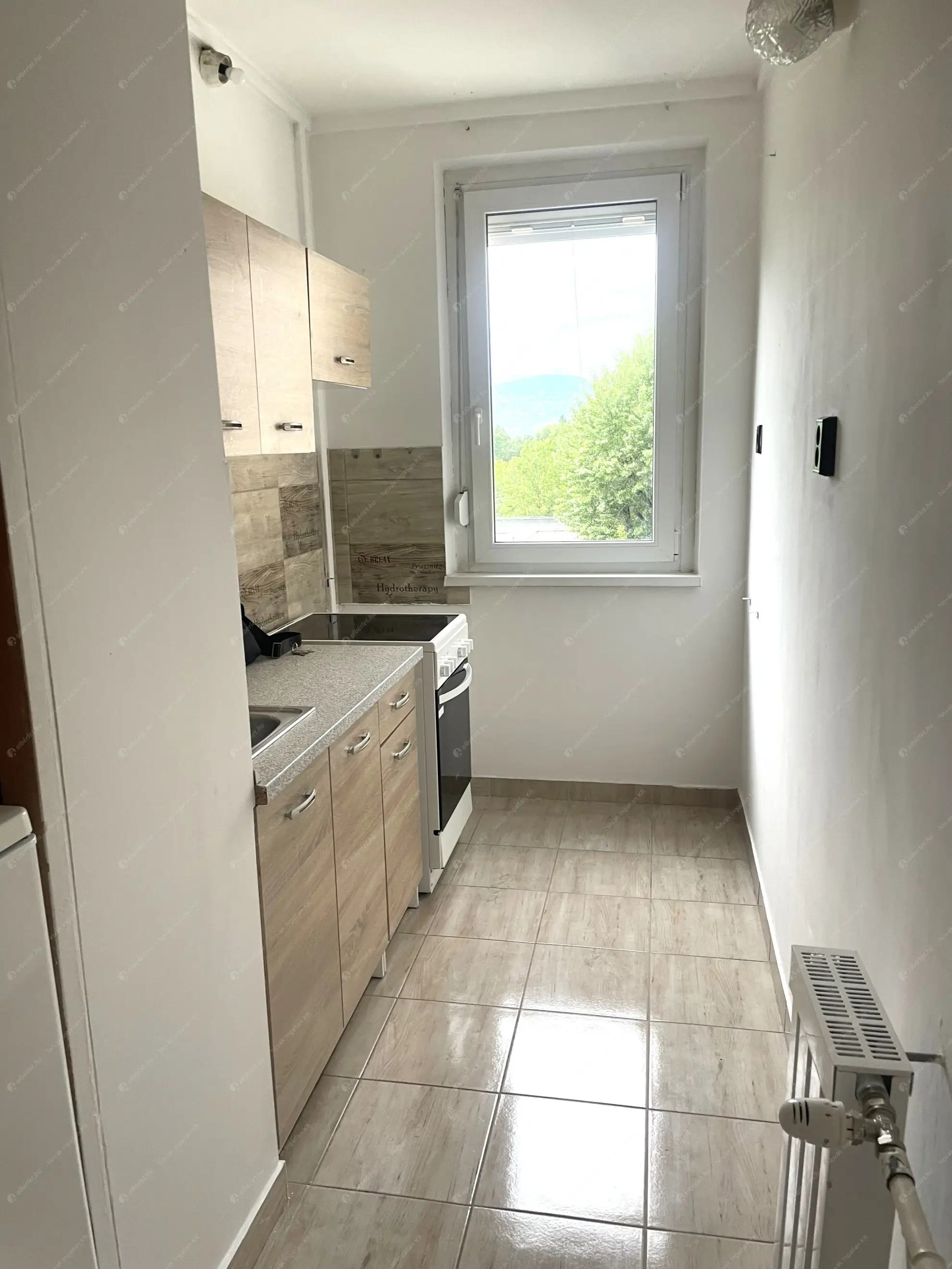 Kiadó albérlet 270000 Ft/hó áron: Budapest, III. kerület  Amfiteátrum utca. Mérete: 51 nm, 2 szobás | Alberlet.hu - 6574652