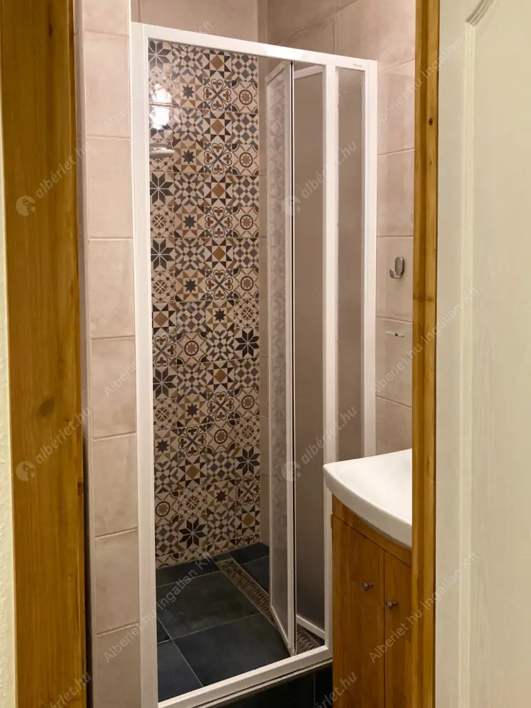 Kiadó albérlet 260000 Ft/hó áron: Budapest, III. kerület  Amfiteátrum utca. Mérete: 53 nm, 2 szobás | Alberlet.hu - 6580852