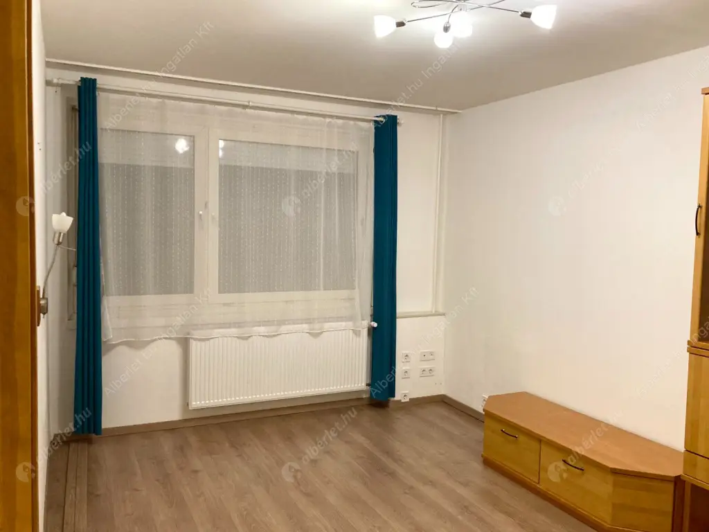 Kiadó albérlet 260000 Ft/hó áron: Budapest, III. kerület  Amfiteátrum utca. Mérete: 53 nm, 2 szobás | Alberlet.hu - 6580855