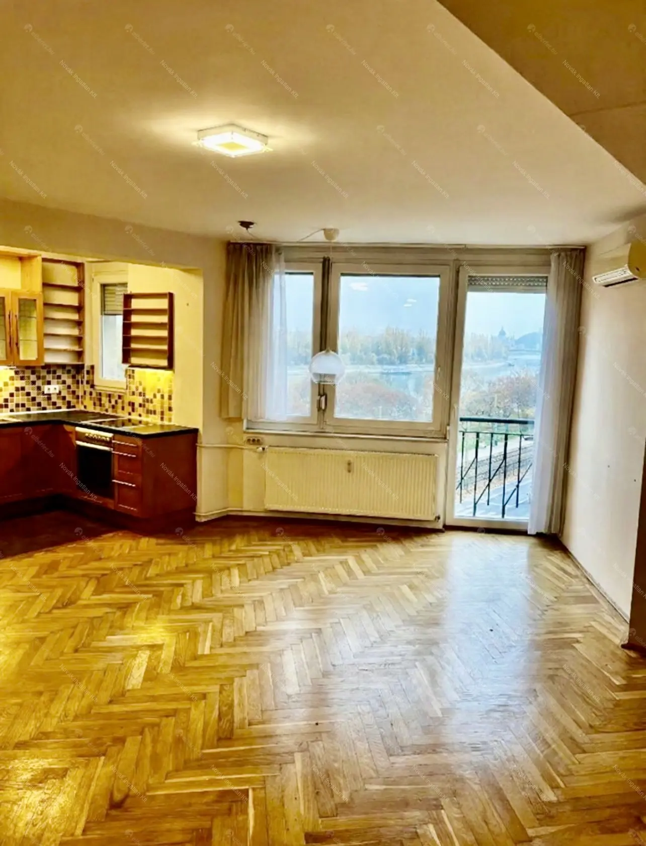 Kiadó albérlet 250000 Ft/hó áron: Budapest, III. kerület  Árpád fejedelem útja. Mérete: 40 nm, 1 szobás | Alberlet.hu - 6683101