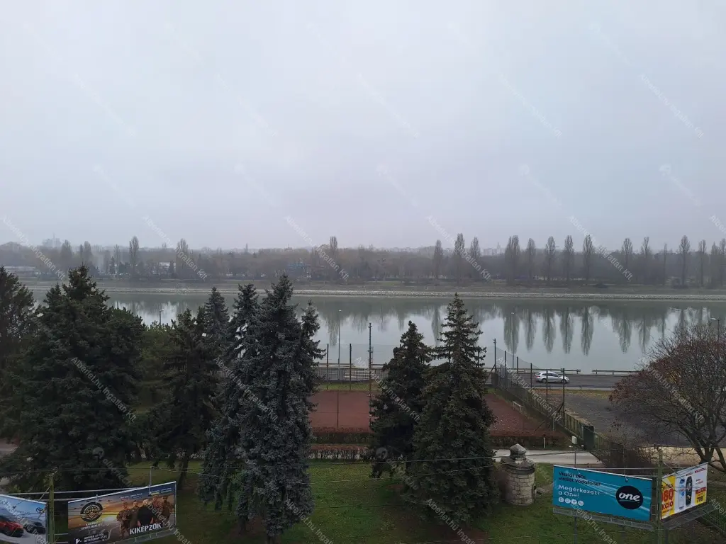 Kiadó albérlet 270000 Ft/hó áron: Budapest, III. kerület  Árpád fejedelem útja. Mérete: 73 nm, 3 szobás | Alberlet.hu - 6665952