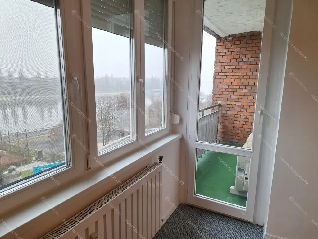 Kiadó albérlet 270000 Ft/hó áron: Budapest, III. kerület  Árpád fejedelem útja. Mérete: 73 nm, 3 szobás | Alberlet.hu - 6665953