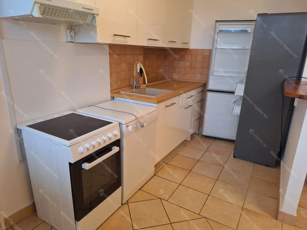 Kiadó albérlet 270000 Ft/hó áron: Budapest, III. kerület  Árpád fejedelem útja. Mérete: 73 nm, 3 szobás | Alberlet.hu - 6665961