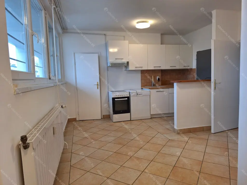 Kiadó albérlet 270000 Ft/hó áron: Budapest, III. kerület  Árpád fejedelem útja. Mérete: 73 nm, 3 szobás | Alberlet.hu - 6665964