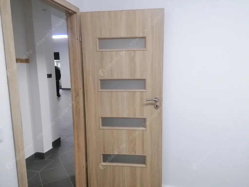 Kiadó albérlet 450000 Ft/hó áron: Budapest, III. kerület  Batthyány utca. Mérete: 120 nm, 3 szobás | Alberlet.hu - 6588023