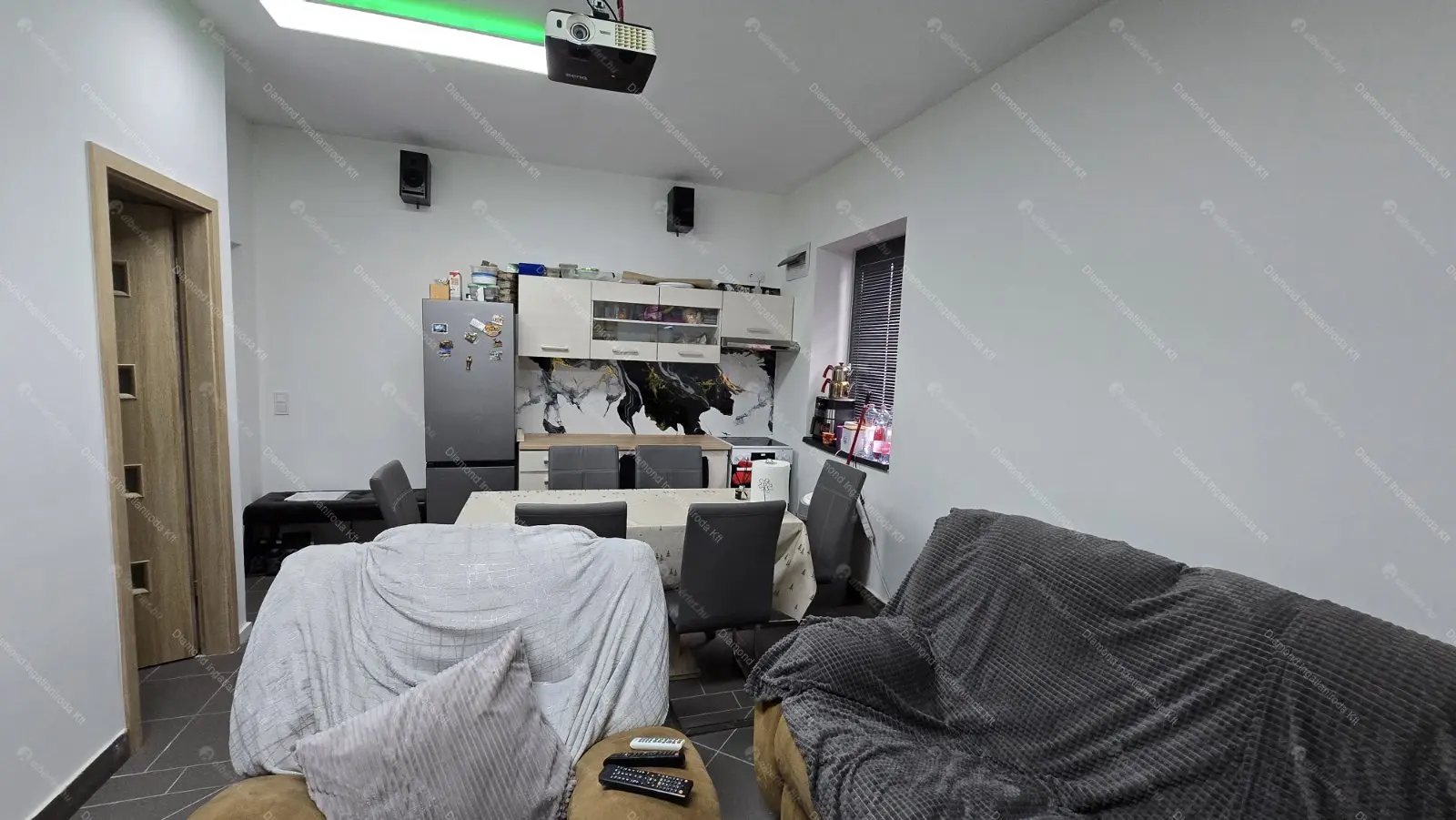 Kiadó albérlet 550000 Ft/hó áron: Budapest, III. kerület  Batthyány utca. Mérete: 130 nm, 4 szobás | Alberlet.hu - 6646598