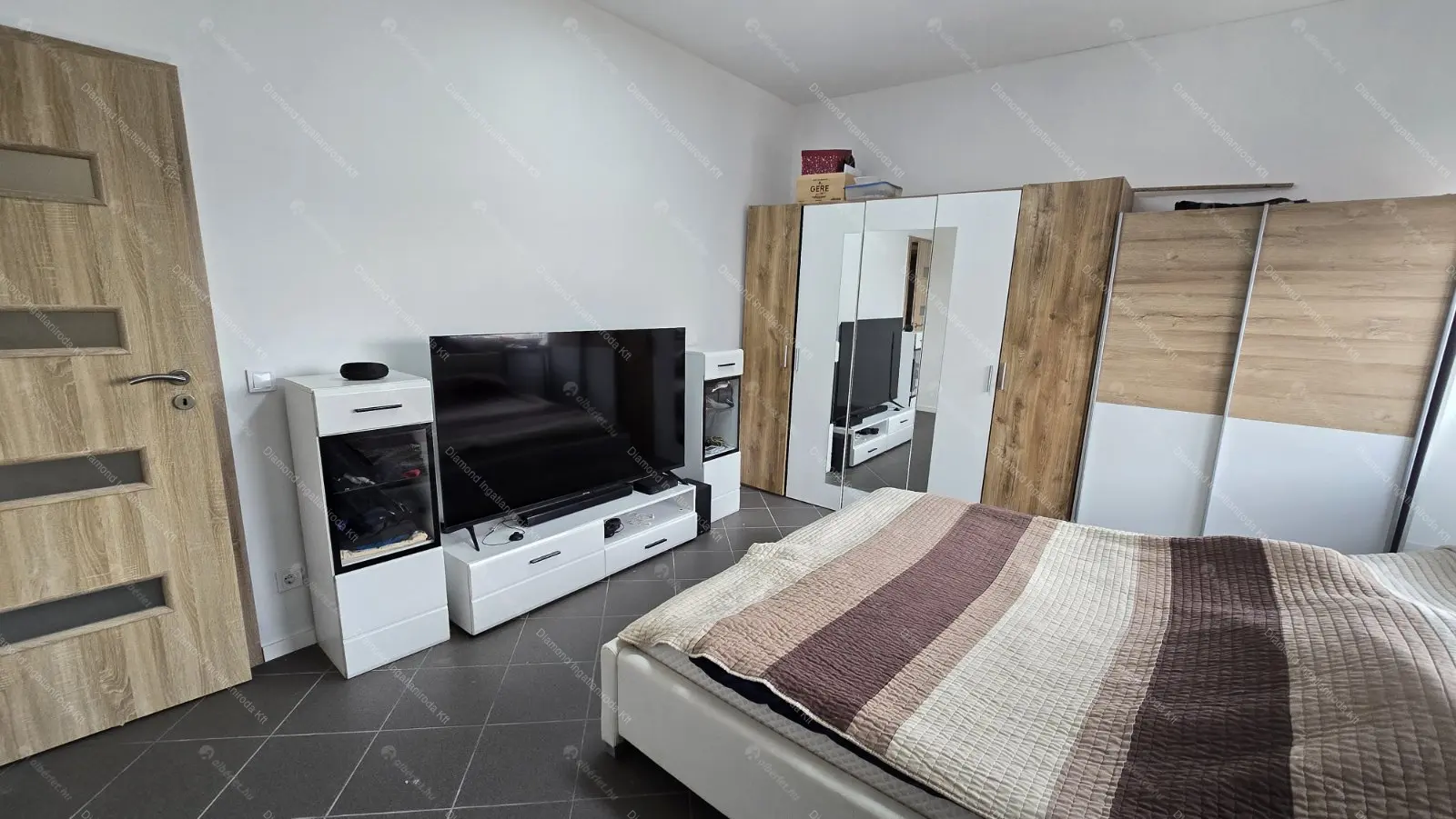 Kiadó albérlet 550000 Ft/hó áron: Budapest, III. kerület  Batthyány utca. Mérete: 130 nm, 4 szobás | Alberlet.hu - 6646609