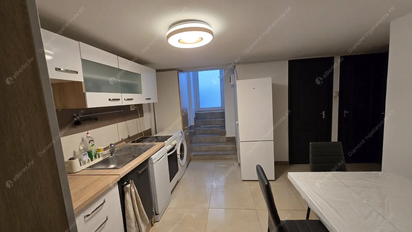 Kiadó albérlet 180000 Ft/hó áron: Budapest, III. kerület  Batthyány utca. Mérete: 43 nm, 1 szobás | Alberlet.hu - 6630940