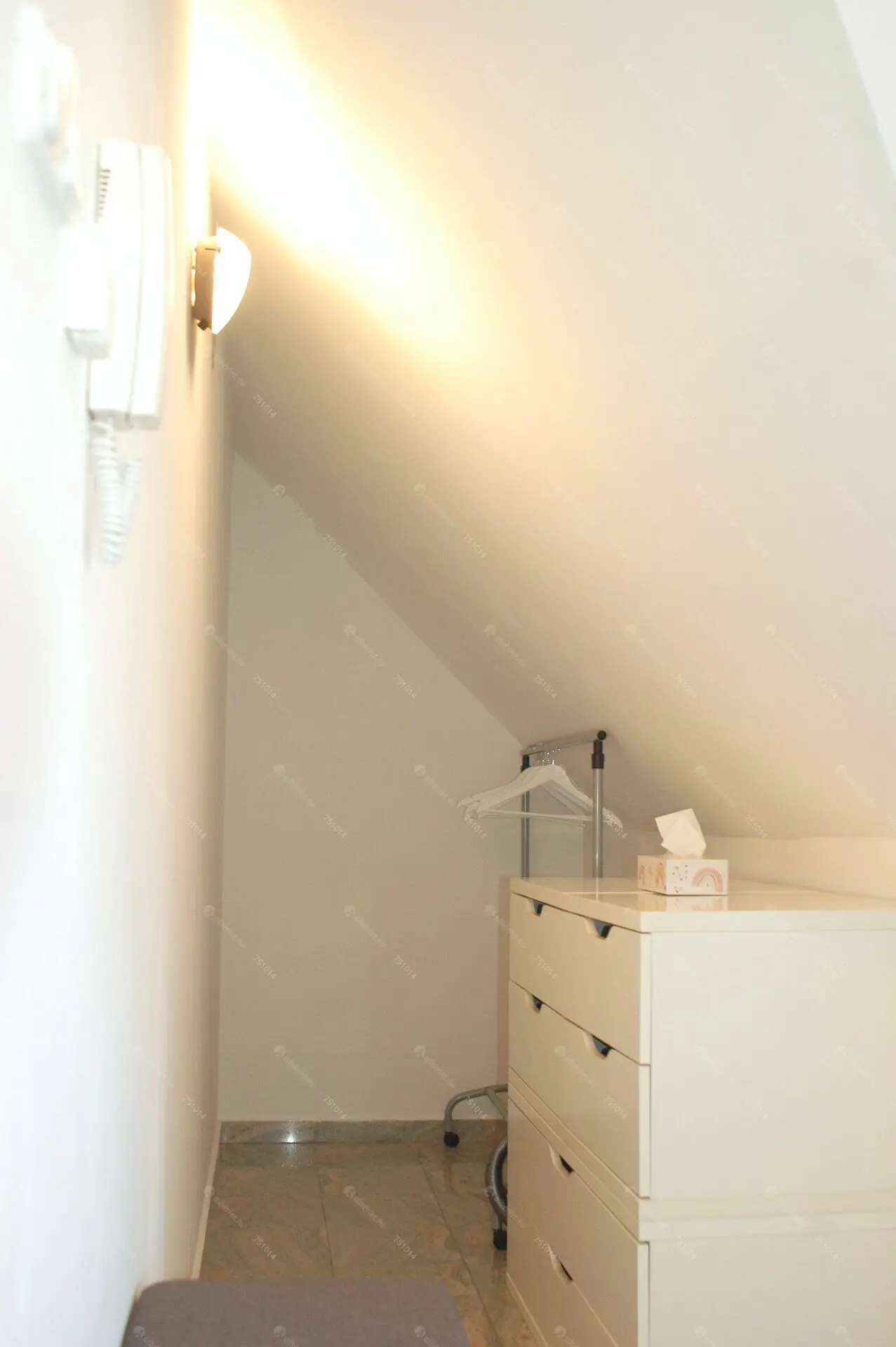 Kiadó albérlet 220000 Ft/hó áron: Budapest, III. kerület  Bécsi út  . Mérete: 33 nm, 1 szobás | Alberlet.hu - 6325212