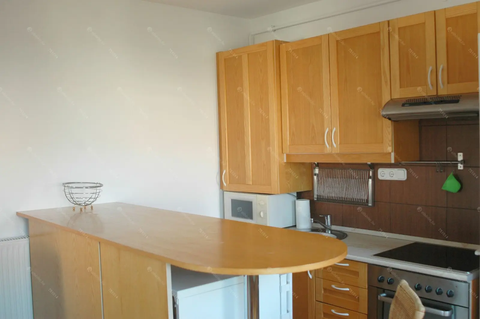 Kiadó albérlet 220000 Ft/hó áron: Budapest, III. kerület  Bécsi út  . Mérete: 33 nm, 1 szobás | Alberlet.hu - 6325225