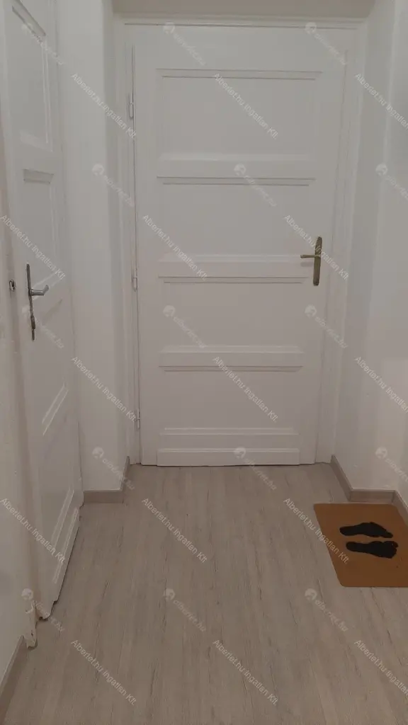 Kiadó albérlet 175000 Ft/hó áron: Budapest, III. kerület  Bécsi út. Mérete: 32 nm, 1 szobás | Alberlet.hu - 6640489