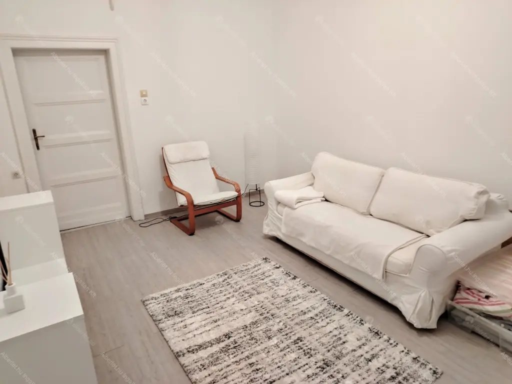 Kiadó albérlet 175000 Ft/hó áron: Budapest, III. kerület  Bécsi út. Mérete: 32 nm, 1 szobás | Alberlet.hu - 6655219