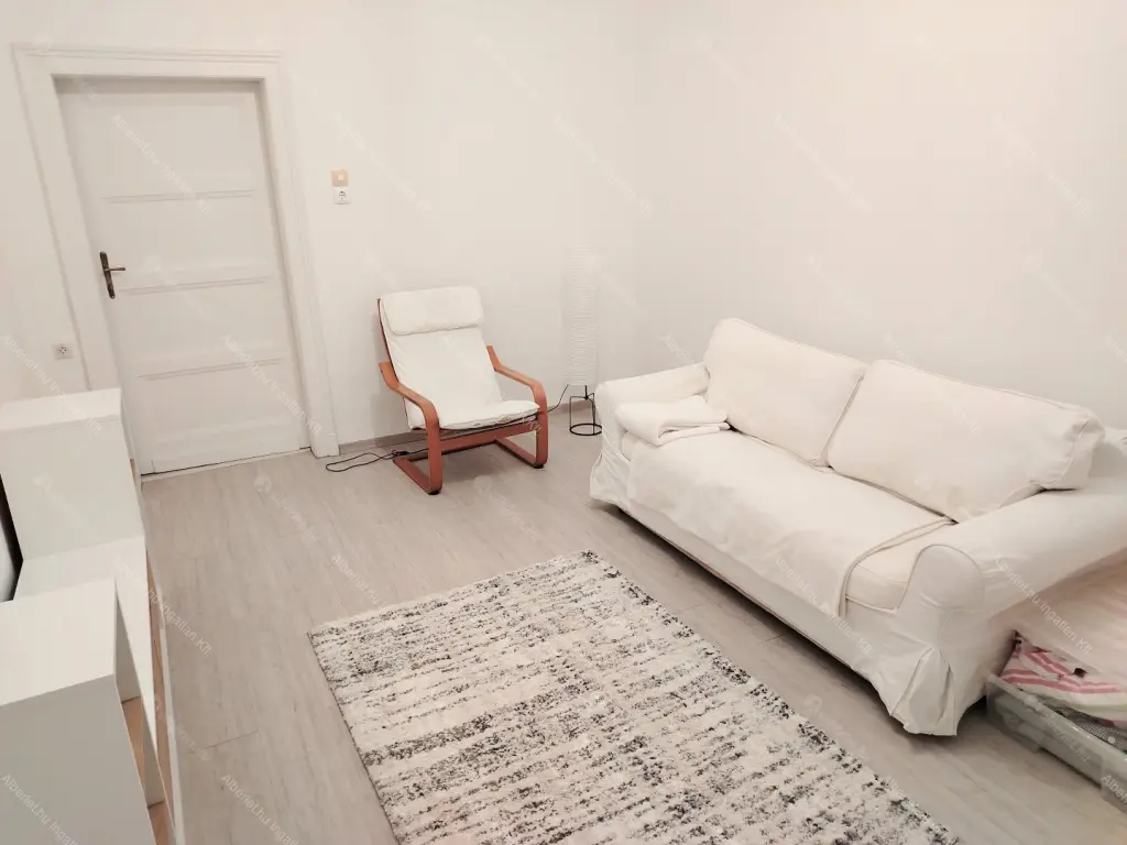 Kiadó albérlet 175000 Ft/hó áron: Budapest, III. kerület  Bécsi út. Mérete: 32 nm, 1 szobás | Alberlet.hu - 6655228