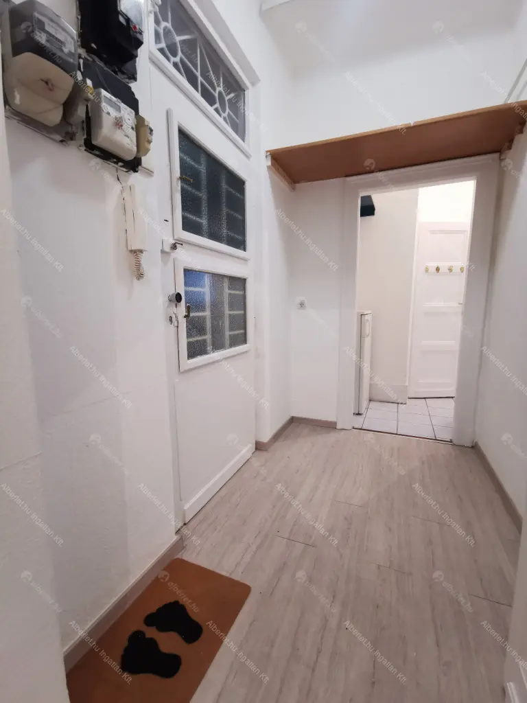 Kiadó albérlet 175000 Ft/hó áron: Budapest, III. kerület  Bécsi út. Mérete: 32 nm, 1 szobás | Alberlet.hu - 6655241