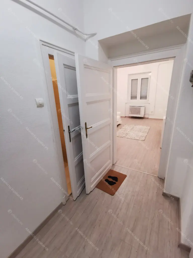 Kiadó albérlet 175000 Ft/hó áron: Budapest, III. kerület  Bécsi út. Mérete: 32 nm, 1 szobás | Alberlet.hu - 6655243