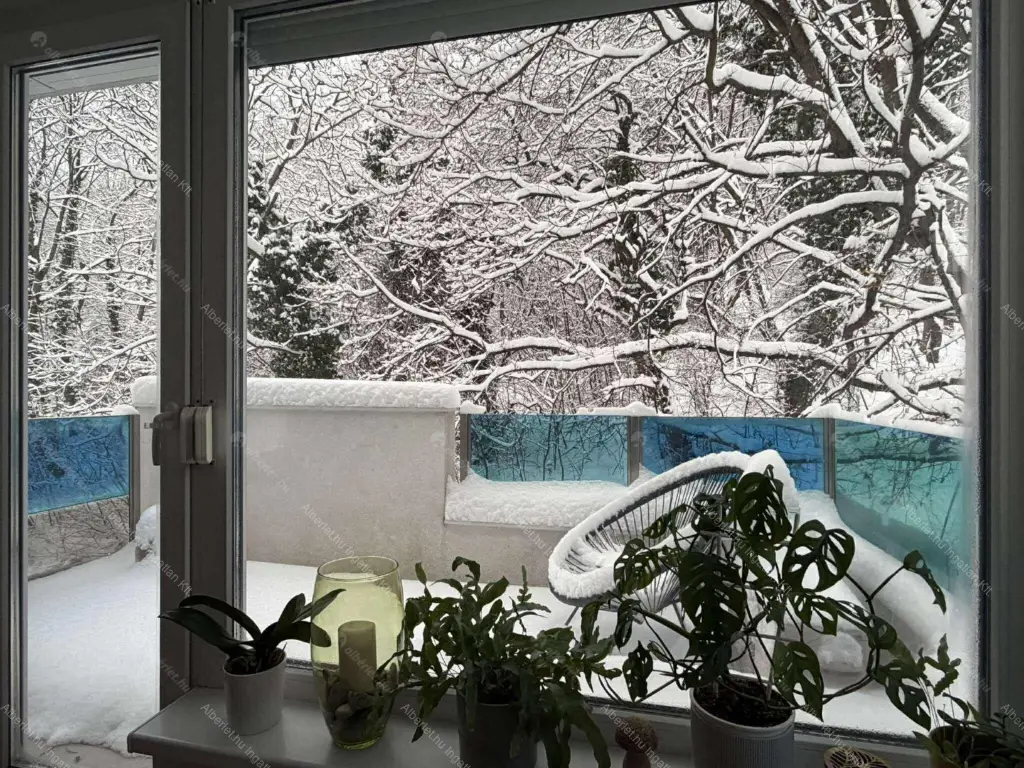 Kiadó albérlet 295000 Ft/hó áron: Budapest, III. kerület  Bécsi út. Mérete: 40 nm, 1 szobás | Alberlet.hu - 6690287