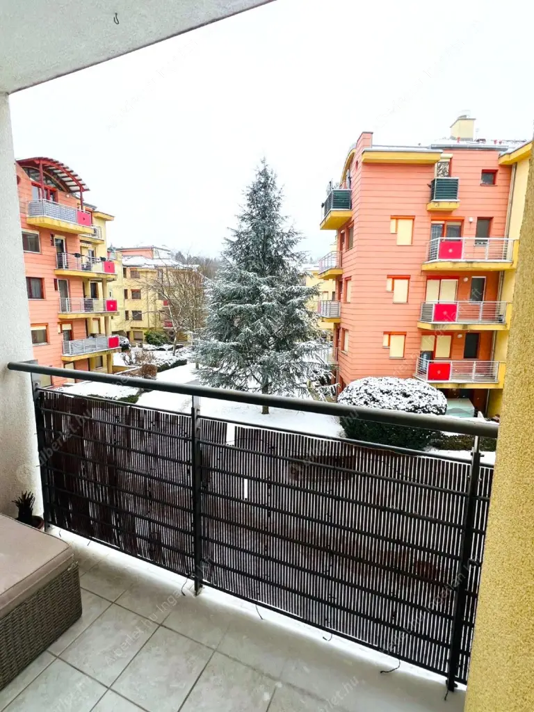 Kiadó albérlet 280000 Ft/hó áron: Budapest, III. kerület  Bécsi út. Mérete: 45 nm, 2 szobás | Alberlet.hu - 6637903