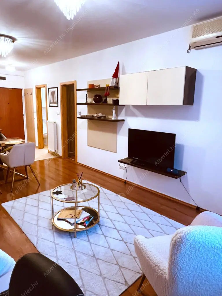 Kiadó albérlet 280000 Ft/hó áron: Budapest, III. kerület  Bécsi út. Mérete: 45 nm, 2 szobás | Alberlet.hu - 6637915
