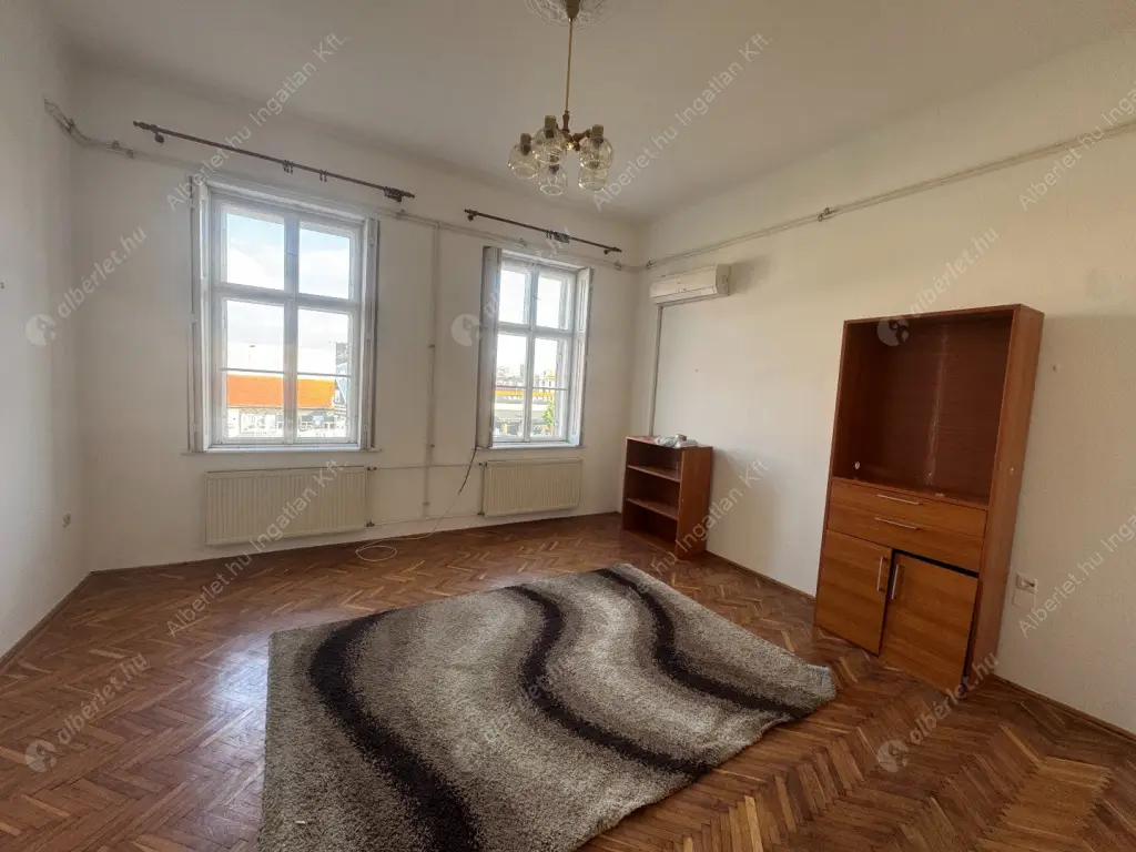 Kiadó albérlet 250000 Ft/hó áron: Budapest, III. kerület  Bécsi út. Mérete: 73 nm, 2 szobás | Alberlet.hu - 6538036