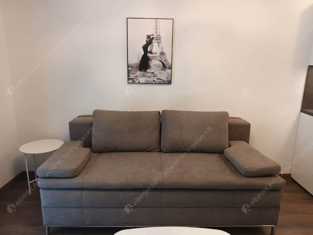 Kiadó albérlet 270000 Ft/hó áron: Budapest, III. kerület  Bogdáni út. Mérete: 30 nm, 1 szobás | Alberlet.hu - 6588216