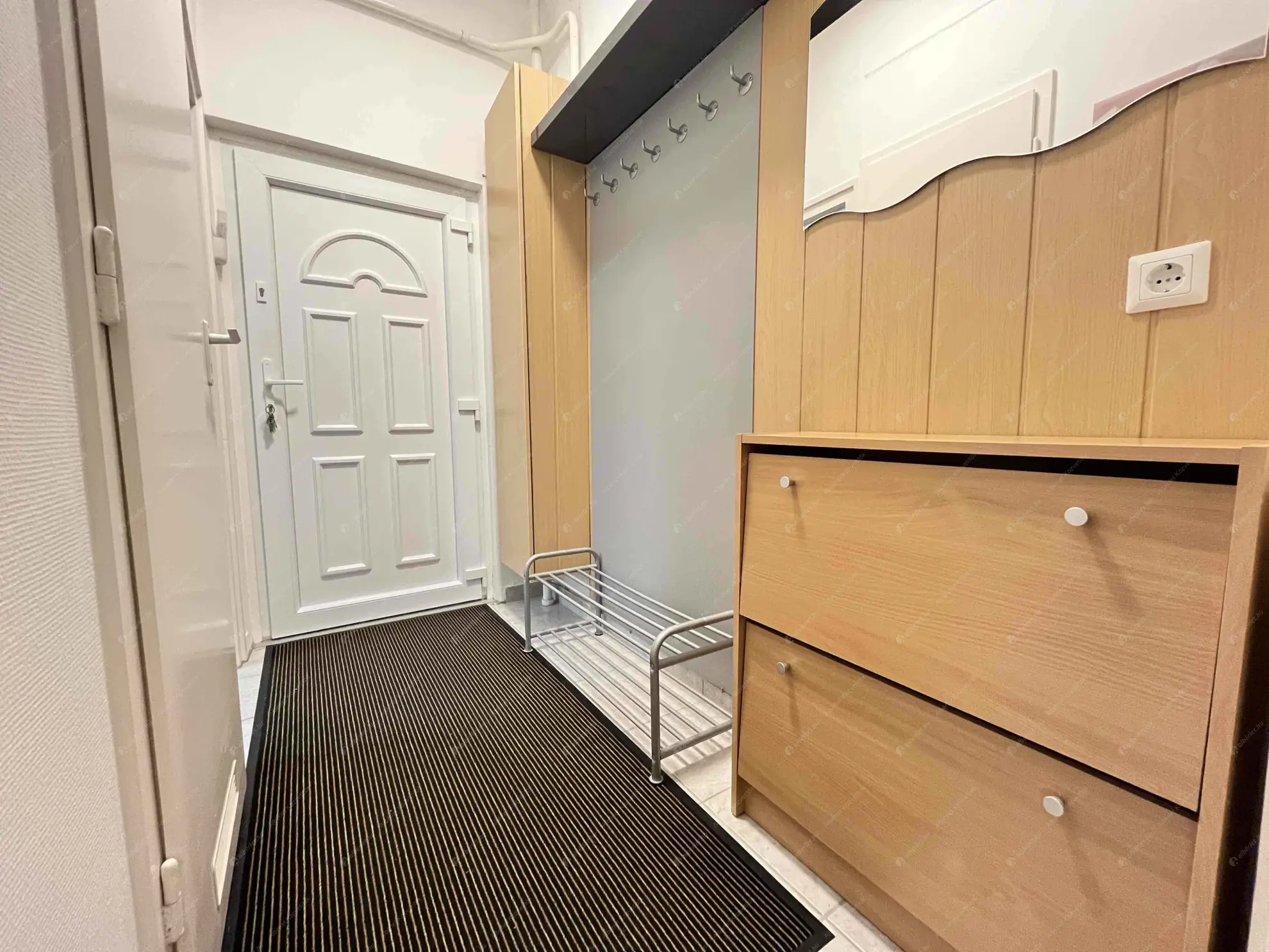 Kiadó albérlet 170000 Ft/hó áron: Budapest, III. kerület  Bogdáni út. Mérete: 34 nm, 1 szobás | Alberlet.hu - 6557024