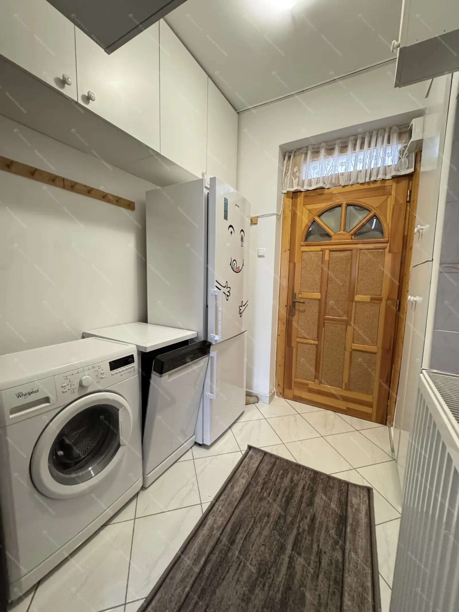 Kiadó albérlet 200000 Ft/hó áron: Budapest, III. kerület  Bogdáni út. Mérete: 34 nm, 1 szobás | Alberlet.hu - 6661803