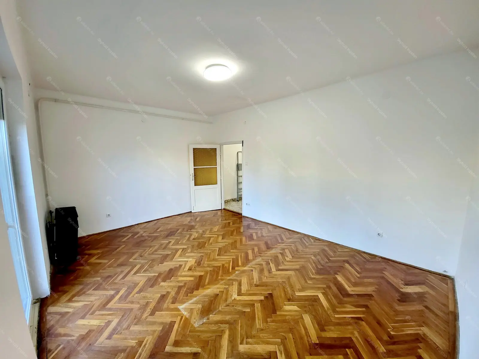 Kiadó albérlet 179000 Ft/hó áron: Budapest, III. kerület  Bogdáni út. Mérete: 35 nm, 1 szobás | Alberlet.hu - 6664132