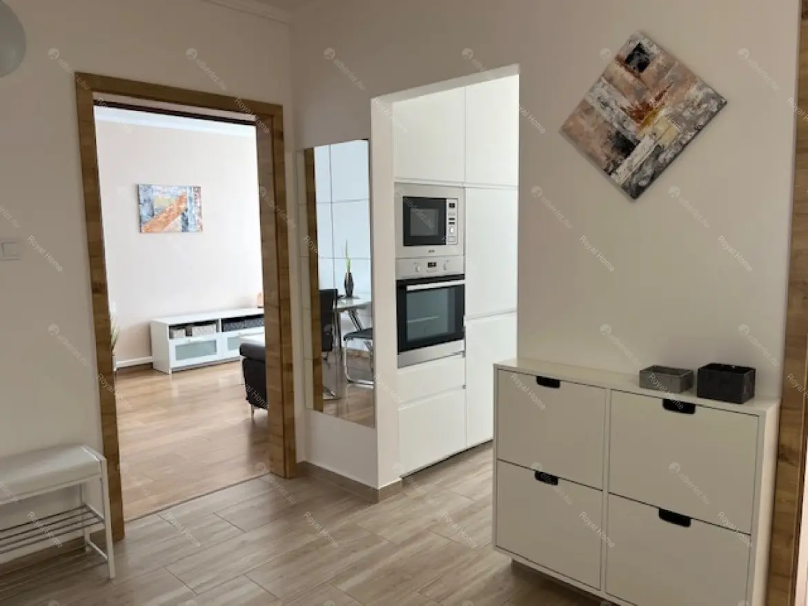 Kiadó albérlet 265000 Ft/hó áron: Budapest, III. kerület  Búza utca. Mérete: 52 nm, 2 szobás | Alberlet.hu - 6780629