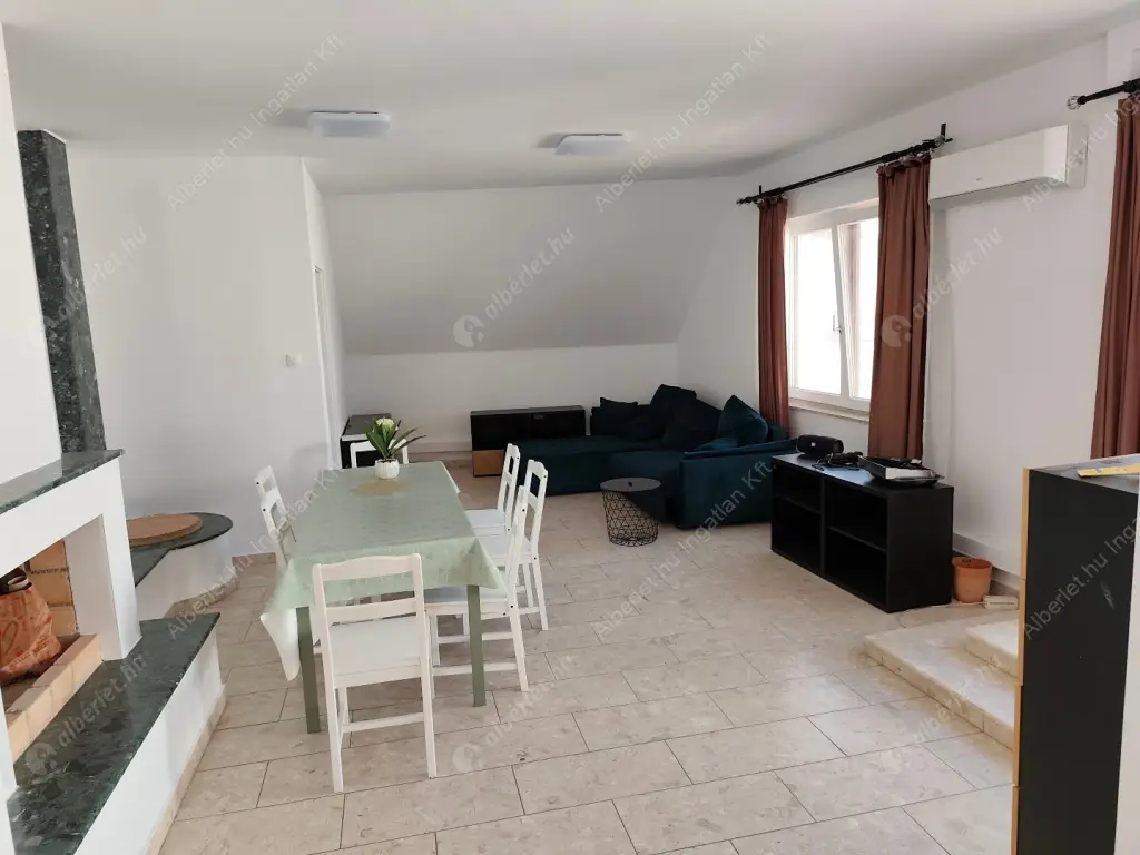 Kiadó albérlet 440000 Ft/hó áron: Budapest, III. kerület  Csemete utca. Mérete: 110 nm, 3 szobás | Alberlet.hu - 6565599