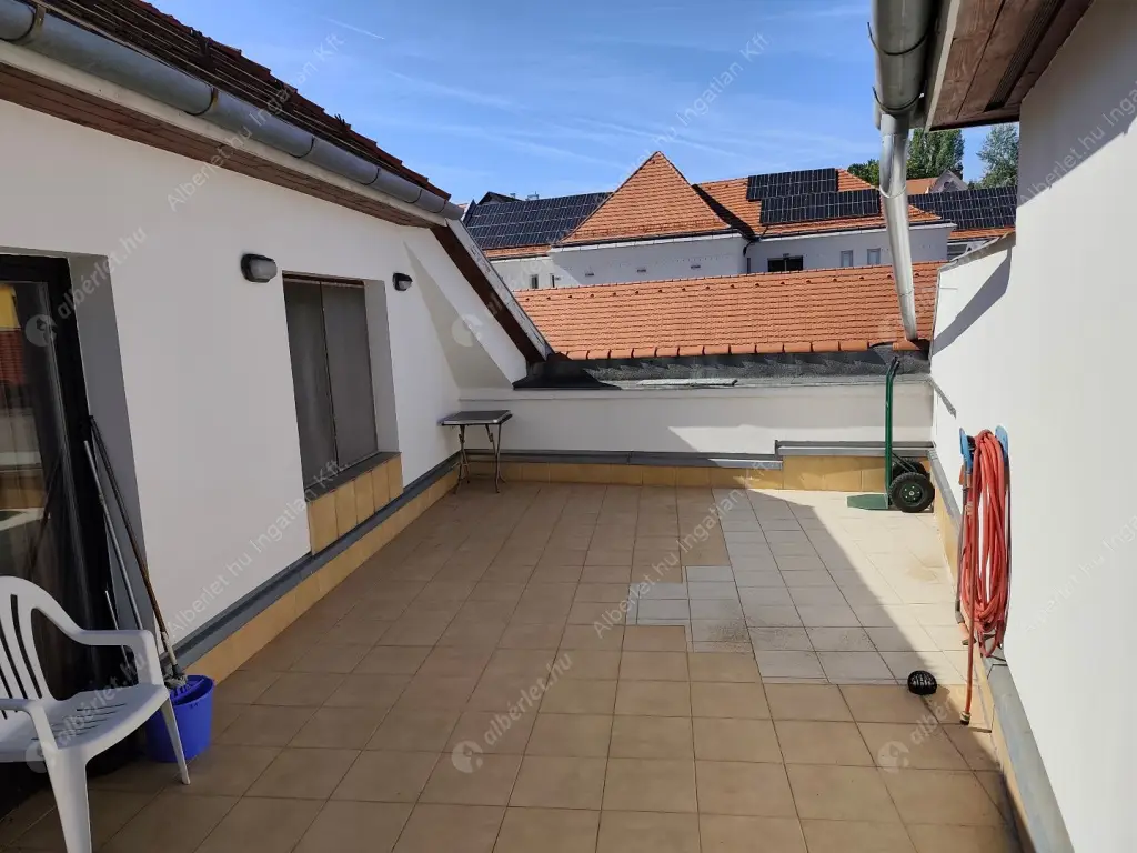 Kiadó albérlet 440000 Ft/hó áron: Budapest, III. kerület  Csemete utca. Mérete: 110 nm, 3 szobás | Alberlet.hu - 6565602