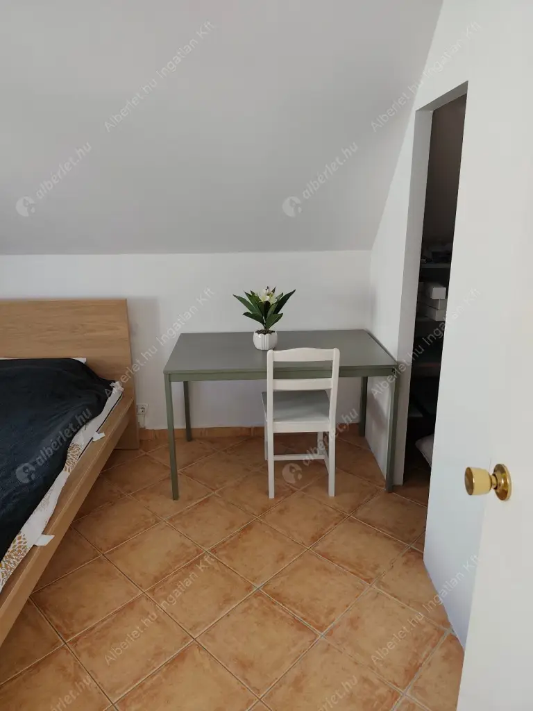 Kiadó albérlet 440000 Ft/hó áron: Budapest, III. kerület  Csemete utca. Mérete: 110 nm, 3 szobás | Alberlet.hu - 6565612