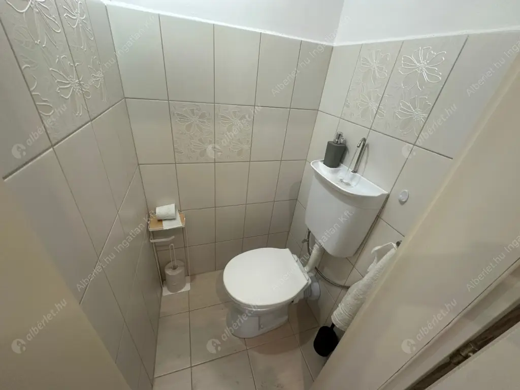 Kiadó albérlet 430000 Ft/hó áron: Budapest, III. kerület  Csemete utca. Mérete: 110 nm, 3 szobás | Alberlet.hu - 6602144