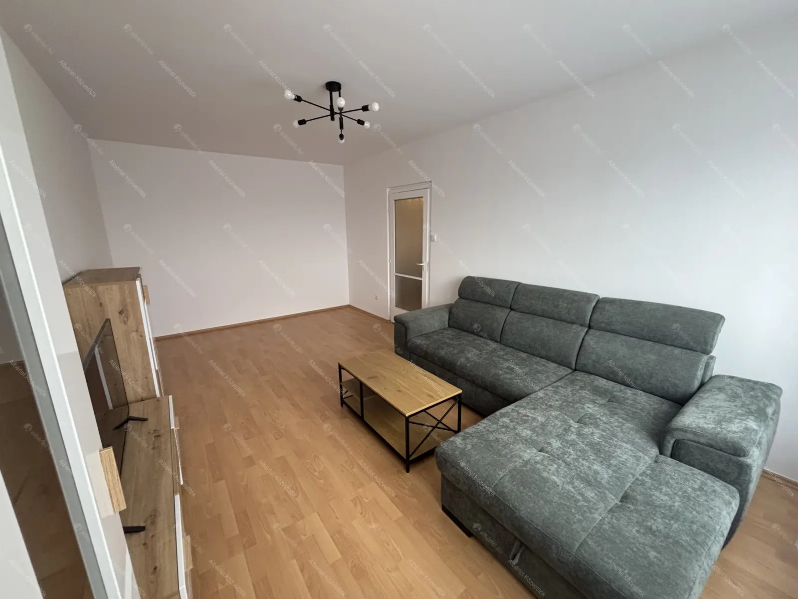 Kiadó albérlet 240000 Ft/hó áron: Budapest, III. kerület  Csobánka tér. Mérete: 51 nm, 2 szobás | Alberlet.hu - 6683854