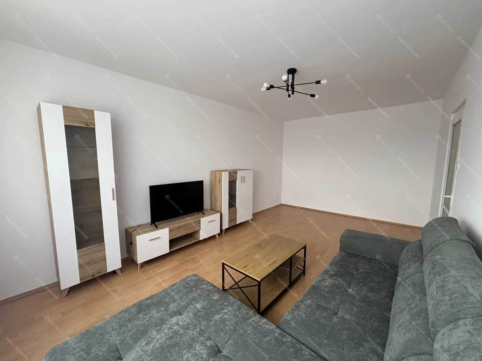 Kiadó albérlet 240000 Ft/hó áron: Budapest, III. kerület  Csobánka tér. Mérete: 51 nm, 2 szobás | Alberlet.hu - 6683855