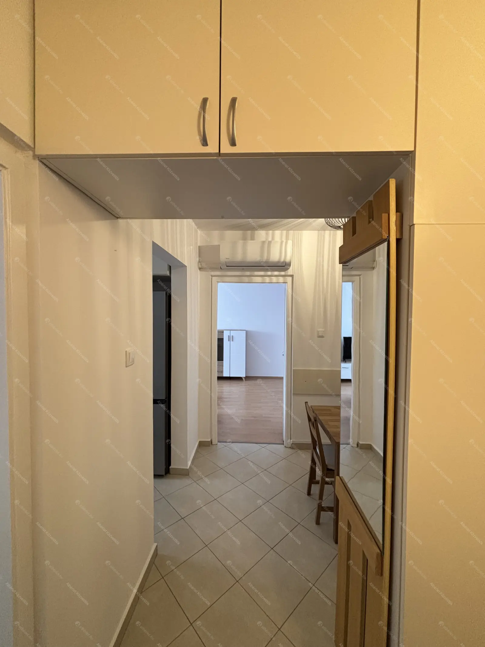 Kiadó albérlet 240000 Ft/hó áron: Budapest, III. kerület  Csobánka tér. Mérete: 51 nm, 2 szobás | Alberlet.hu - 6683870