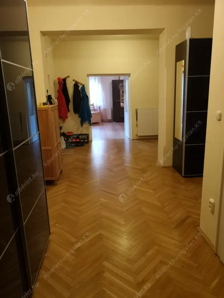 Kiadó albérlet 540000 Ft/hó áron: Budapest, III. kerület  Domoszló útja. Mérete: 147 nm, 4 szobás | Alberlet.hu - 6582406