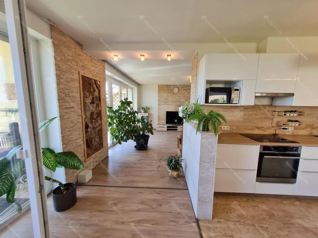 Kiadó albérlet 1300000 Ft/hó áron: Budapest, III. kerület  Éden utca. Mérete: 380 nm, 7 szobás | Alberlet.hu - 6688904