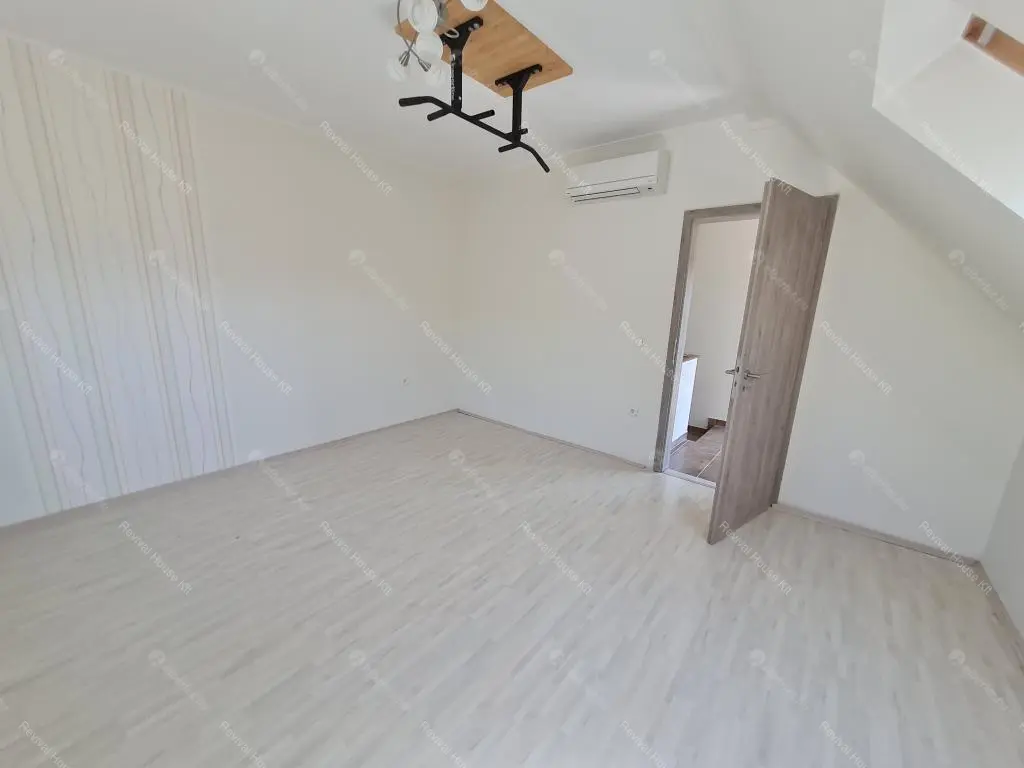 Kiadó albérlet 1300000 Ft/hó áron: Budapest, III. kerület  Éden utca. Mérete: 380 nm, 7 szobás | Alberlet.hu - 6688911