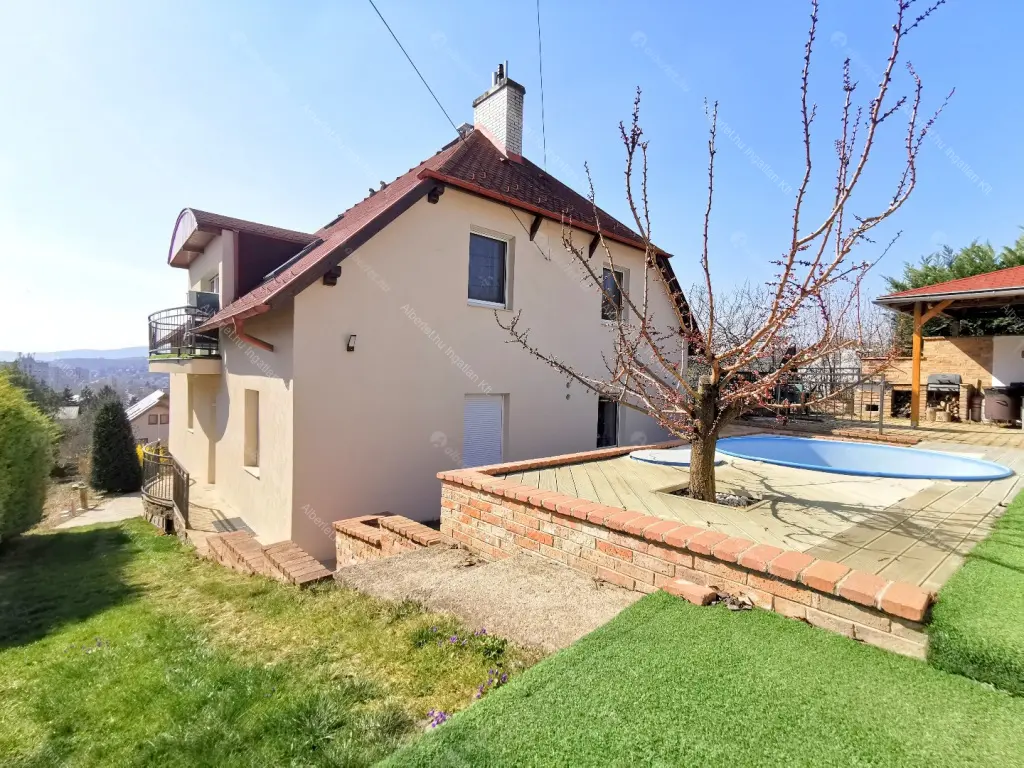 Kiadó albérlet 1300000 Ft/hó áron: Budapest, III. kerület  Éden utca. Mérete: 380 nm, 7 szobás | Alberlet.hu - 6682591