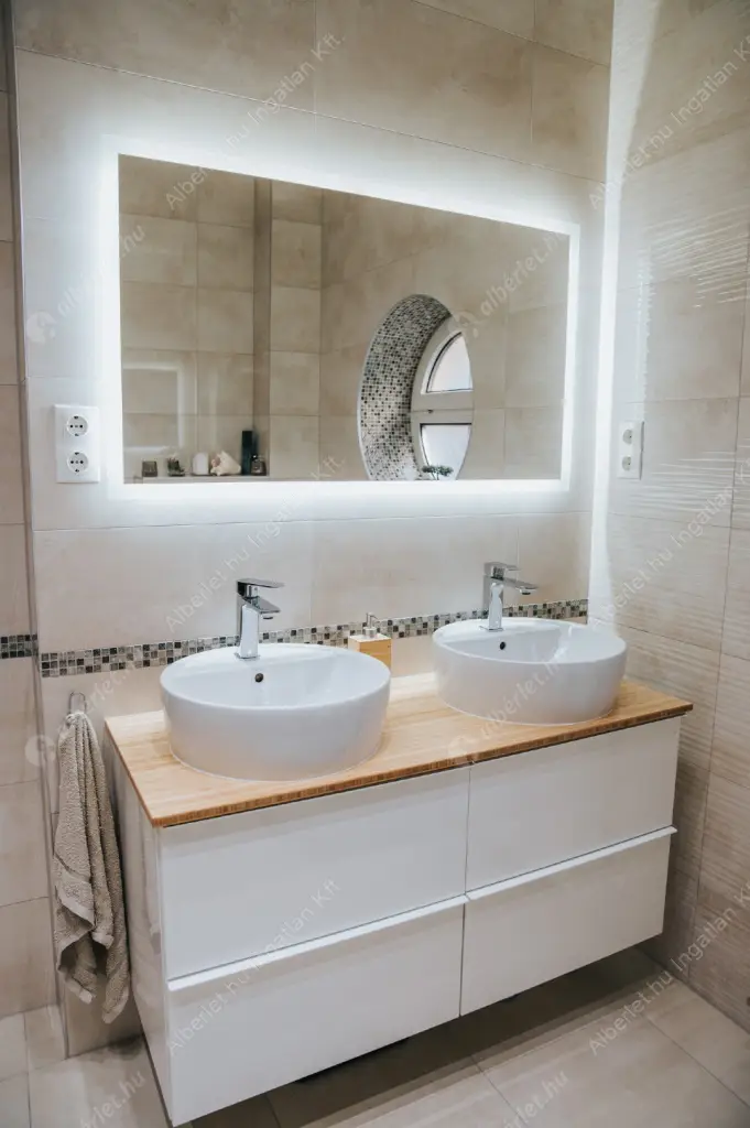 Kiadó albérlet 900000 Ft/hó áron: Budapest, III. kerület  Flóra utca. Mérete: 135 nm, 4 szobás | Alberlet.hu - 6637161