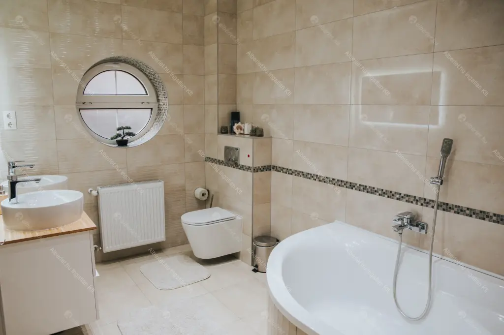 Kiadó albérlet 820000 Ft/hó áron: Budapest, III. kerület  Flóra utca. Mérete: 135 nm, 4 szobás | Alberlet.hu - 6686606