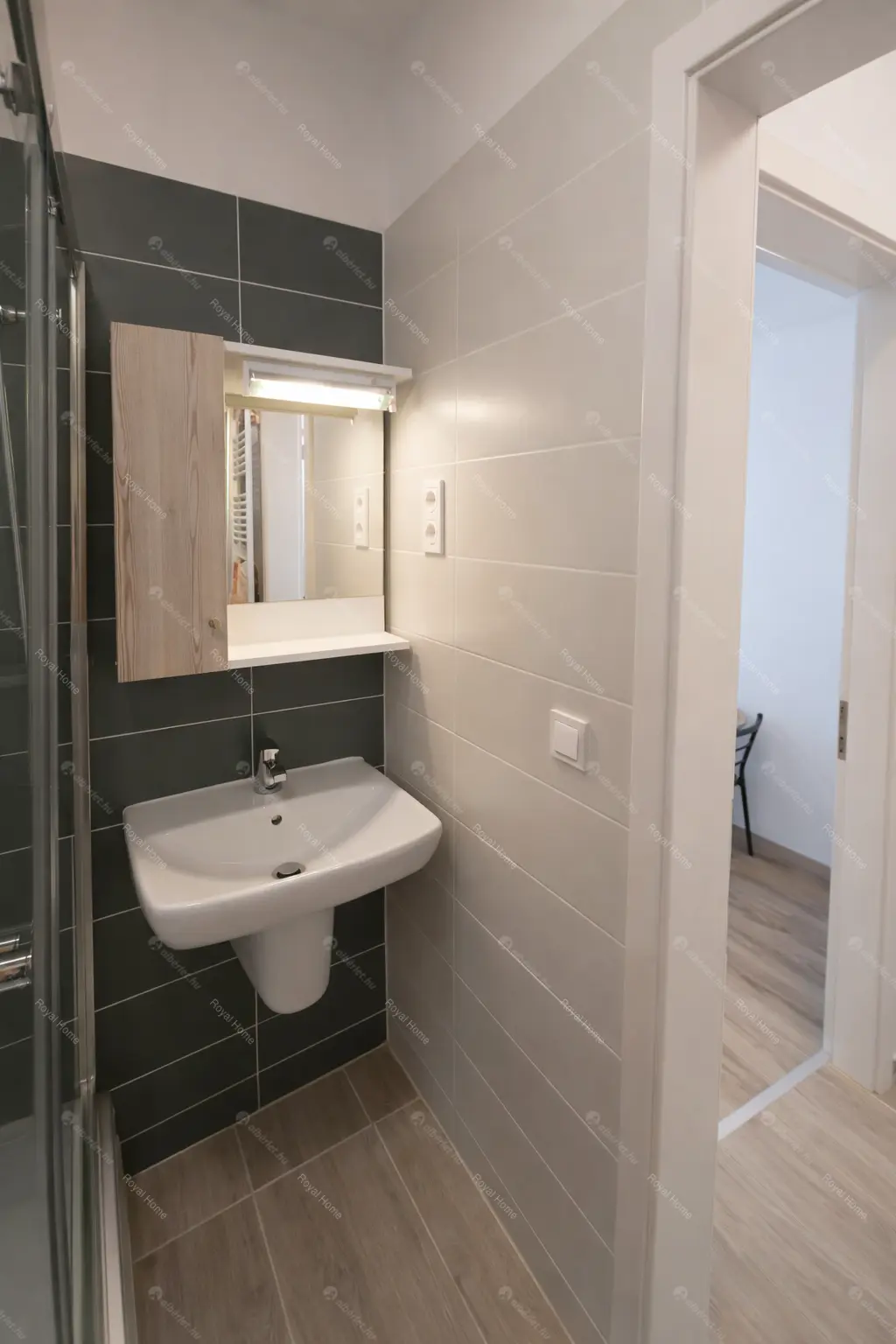 Kiadó albérlet 220000 Ft/hó áron: Budapest, III. kerület  Folyamőr utca. Mérete: 25 nm, 1 szobás | Alberlet.hu - 6666789